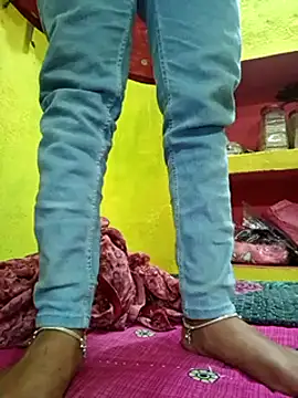 Snapshot of Cute_Suhani chatting on March 2025 08:00:01 PM Cute Suhani online show from March 2025 08:00:01 PM