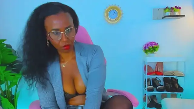 alexajhonson1012 online show from February 2026 06:09:01 PM