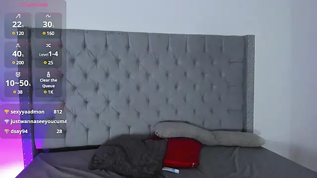 Snapshot of ShanellBlack chatting on January 2025 05:20:01 PM ShanellBlack online show from January 2025 05:20:01 PM