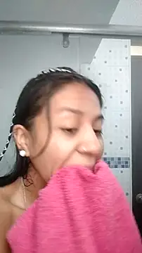 Snapshot of Tiphanydirty3 chatting on October 2025 04:18:01 PM Tiphanydirty3 online show from October 2025 04:18:01 PM