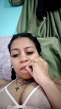 Snapshot of Tiphanydirty3 chatting on November 2025 05:17:01 AM Tiphanydirty3 online show from November 2025 05:17:01 AM