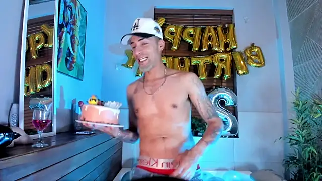 DrakeNeumann online show from October 2025 04:02:01 AM