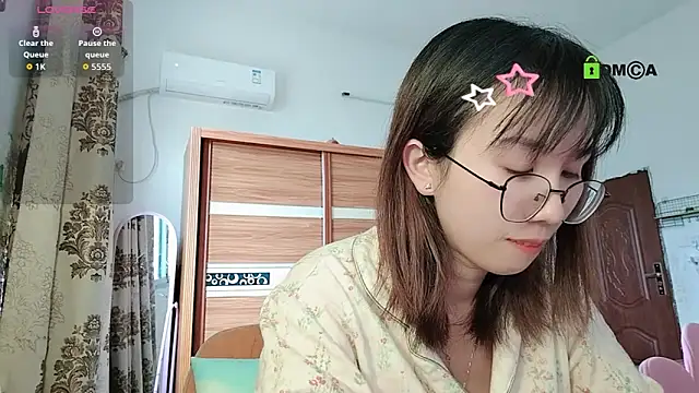 Lili 666 online show from October 2025 08:03:01 AM