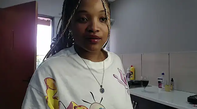 CREAMYCUPCAKExxx online show from December 2024 03:43:02 PM