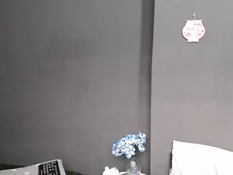 CREAMYCUPCAKExxx online show from November 2025 01:32:01 PM