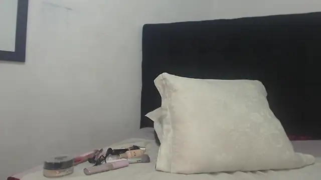 srta luciana online show from February 2026 12:10:01 PM