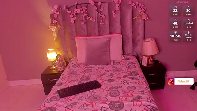 Chleo   online show from February 2026 01:07:01 PM