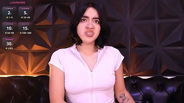 KasiaNoir  online show from March 2026 12:11:01 PM