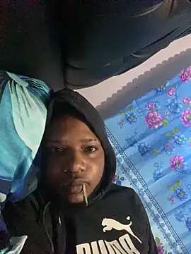 Snapshot of Badbob33 chatting on March 2025 12:26:01 PM Badbob33 online show from March 2025 12:26:01 PM