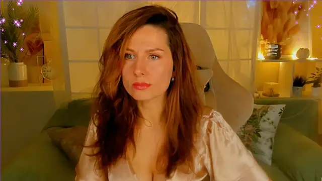 Snapshot of April_o_Nill chatting on December 2024 01:45:02 PM April o Nill online show from December 2024 01:45:02 PM