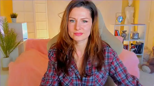 Snapshot of April_o_Nill chatting on January 2025 12:41:02 PM April o Nill online show from January 2025 12:41:02 PM