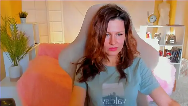 Snapshot of April_o_Nill chatting on January 2025 11:37:02 AM April o Nill online show from January 2025 11:37:02 AM