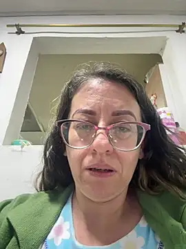 Snapshot of miss_hanna07 chatting on June 2026 01:15:01 AM miss hanna07 online show from June 2026 01:15:01 AM