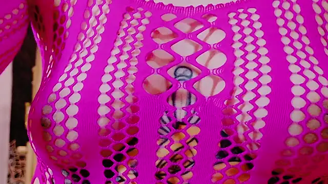 Snapshot of MissyRoulette chatting on January 2025 10:22:01 PM MissyRoulette online show from January 2025 10:22:01 PM