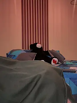  Shara Handal  online show from March 2025 09:34:02 AM