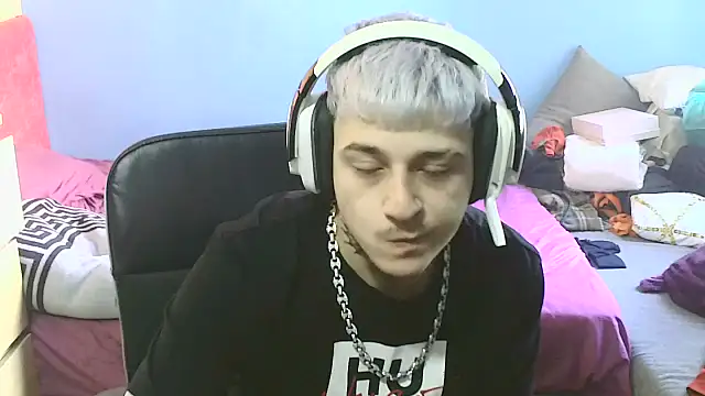 Nenejoven16- online show from February 2025 10:26:02 AM