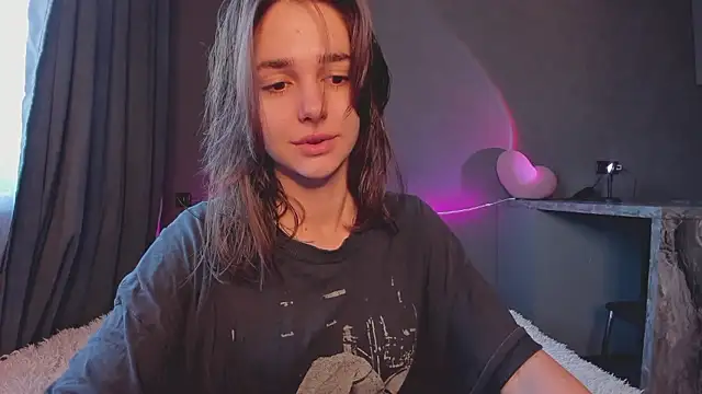 JudyAngil online show from February 2026 06:30:02 AM