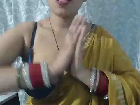 cute-priy online show from January 2025 11:32:02 AM