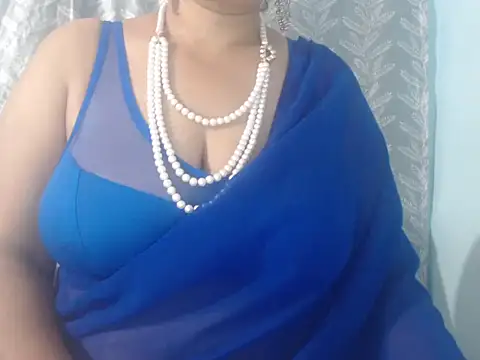 cute-priy online show from March 2026 04:01:01 AM