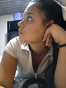 Snapshot of sexy-latin10 chatting on March 2025 10:09:02 PM sexy-latin10 online show from March 2025 10:09:02 PM
