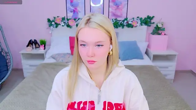 AliceMorr online show from January 2025 08:04:01 AM