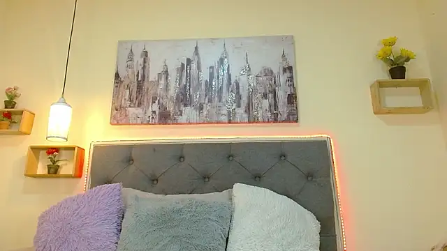 angelica bouvier online show from February 2026 09:04:01 PM