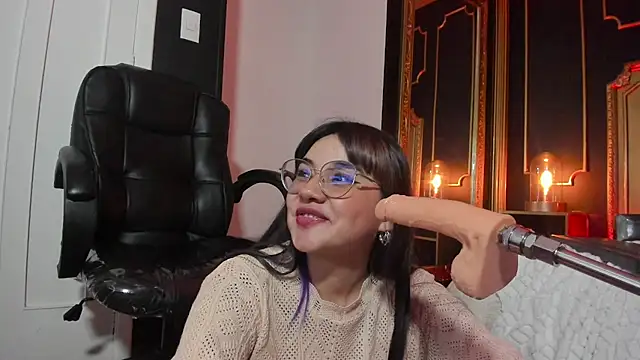 Snapshot of JeyLee chatting on January 2025 05:44:01 PM JeyLee online show from January 2025 05:44:01 PM
