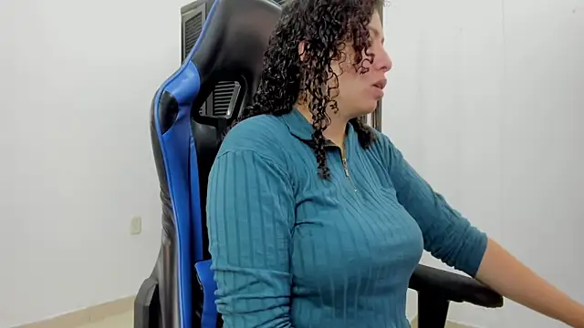 aixa 15 online show from September 2025 12:06:01 PM