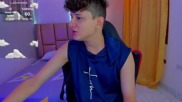 Snapshot of Nathan_Bluee chatting on December 2024 01:22:02 PM Nathan Bluee online show from December 2024 01:22:02 PM