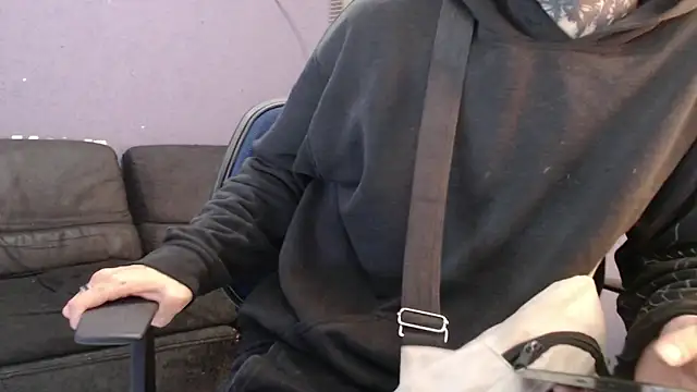 Andy bapho online show from February 2026 02:38:01 PM