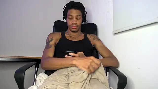 Skinnyblackman online show from May 2026 05:14:02 AM
