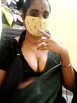 Snapshot of anisha91 chatting on February 2025 05:37:01 PM anisha91 online show from February 2025 05:37:01 PM