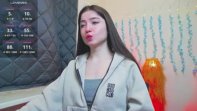 Luxuryalma online show from March 2026 06:28:01 AM