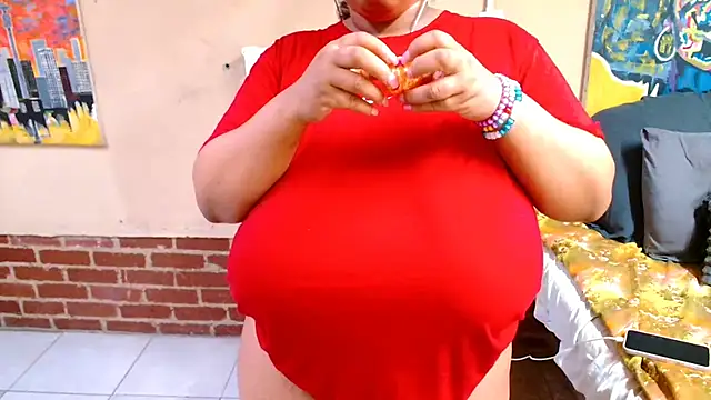 CurvyAfricanGoddess online show from December 2025 06:27:02 PM