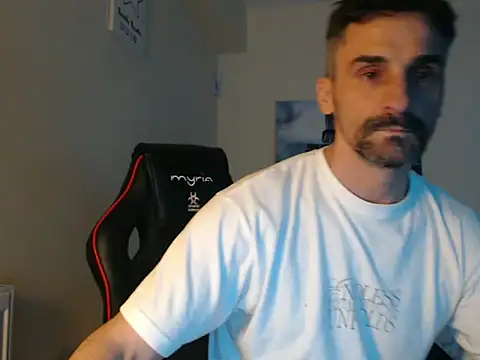 amydamarw online show from February 2026 06:57:01 PM