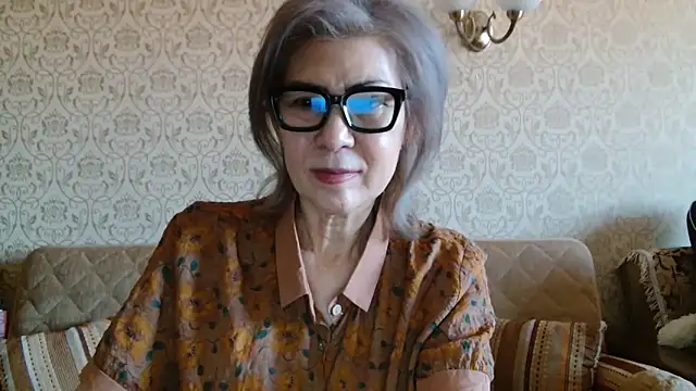 Snapshot of Elegant00Lady chatting on November 2025 07:28:01 AM Elegant00Lady online show from November 2025 07:28:01 AM