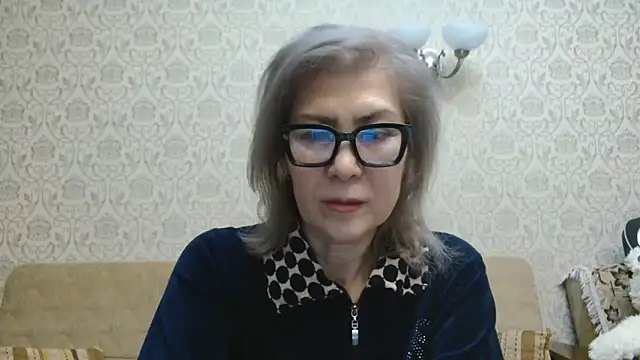 Snapshot of Elegant00Lady chatting on December 2025 04:35:02 PM Elegant00Lady online show from December 2025 04:35:02 PM