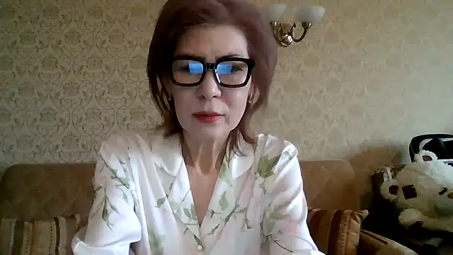 Snapshot of Elegant00Lady chatting on February 2026 04:30:01 AM Elegant00Lady online show from February 2026 04:30:01 AM