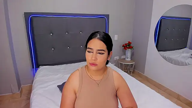 emma lye online show from February 2025 11:01:01 PM