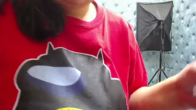 NaomyPrinces online show from December 2024 01:33:01 PM