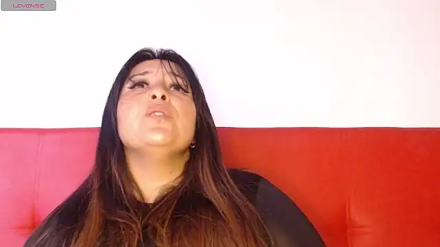 amydeepqueen online show from December 2024 11:47:01 AM