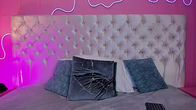 Snapshot of Mai_higurashi chatting on September 2025 07:50:02 PM Mai higurashi online show from September 2025 07:50:02 PM