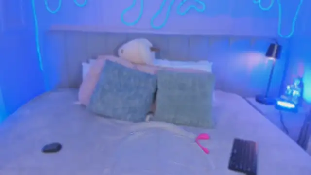 Snapshot of Mai_higurashi chatting on October 2025 07:48:01 PM Mai higurashi online show from October 2025 07:48:01 PM