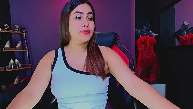 Snapshot of AmorMia chatting on January 2025 10:20:02 PM AmorMia online show from January 2025 10:20:02 PM