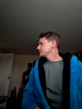 outdoorfun22 online show from March 2026 06:39:01 AM