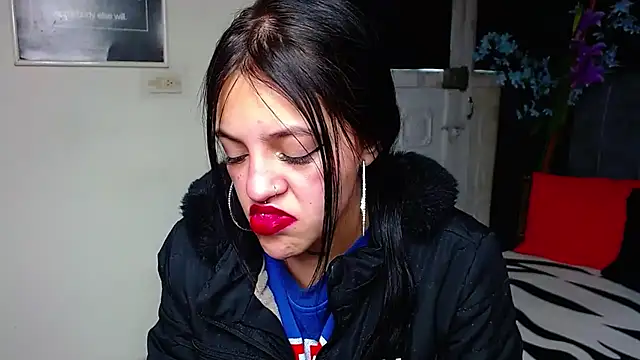 Violettasquirt online show from February 2026 02:57:01 PM