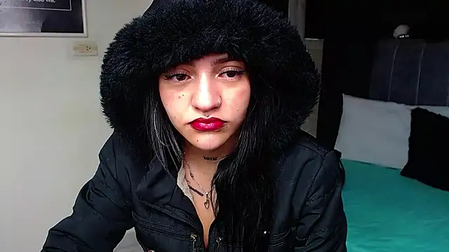 Violettasquirt online show from February 2026 01:09:02 PM