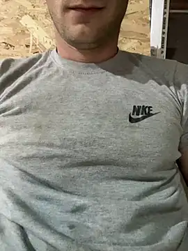 Snapshot of red_red00 chatting on September 2025 03:44:02 PM red red00 online show from September 2025 03:44:02 PM