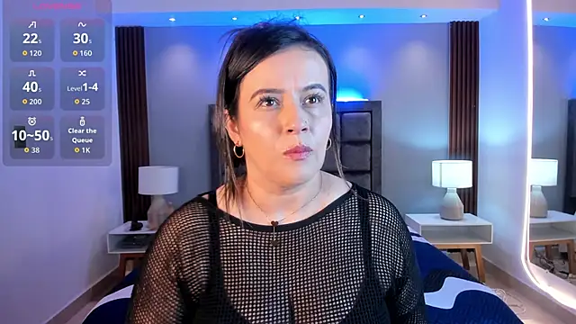 Susann Ross online show from September 2025 10:48:02 AM