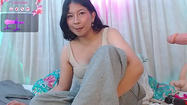 zoewilliams2 online show from December 2025 04:18:02 AM